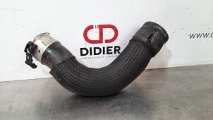 Intercooler Slang van een Fiat Doblo (263) 1.3 D Multijet 2017
