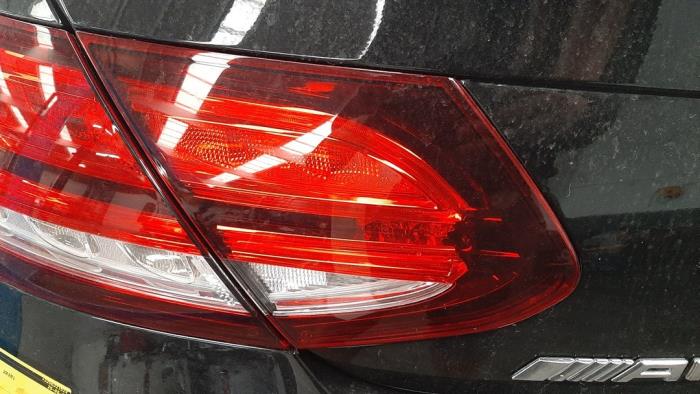 Feu arrière gauche Mercedes C-Klasse