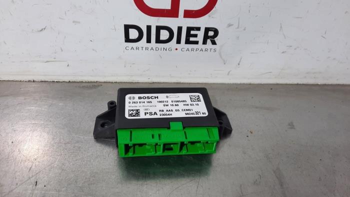 Module PDC Peugeot 208