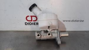 Gebruikte Hoofdremcilinder Ford Transit 2.0 TDCi 16V Eco Blue 130 Prijs € 66,55 Inclusief btw aangeboden door Autohandel Didier