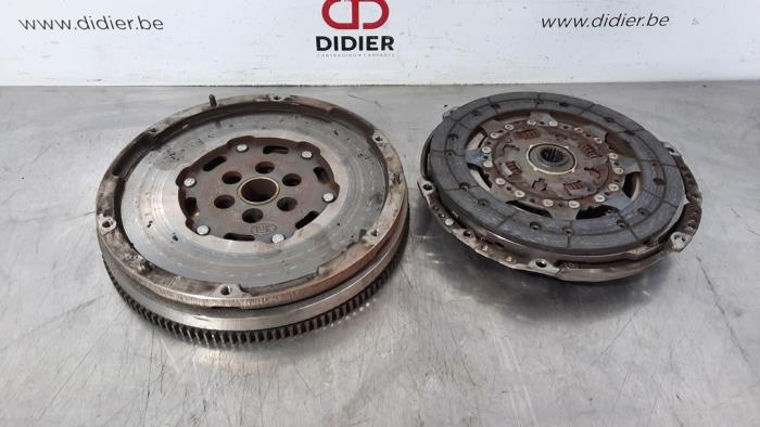 Gebruikte Koppelingsset (compleet) Peugeot Partner (EA//EF/EN/EU) 1.5 BlueHDi 130 Prijs € 332,75 Inclusief btw aangeboden door Autohandel Didier