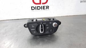 Gebruikte Schakelaar Koplamp Ihv Audi Q7 (4MB/4MG) 3.0 TDI V6 24V e-tron plug-in hybrid Prijs € 66,55 Inclusief btw aangeboden door Autohandel Didier