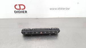 Gebruikte Paniekverlichtings Schakelaar Audi Q7 (4MB/4MG) 3.0 TDI V6 24V e-tron plug-in hybrid Prijs € 66,55 Inclusief btw aangeboden door Autohandel Didier