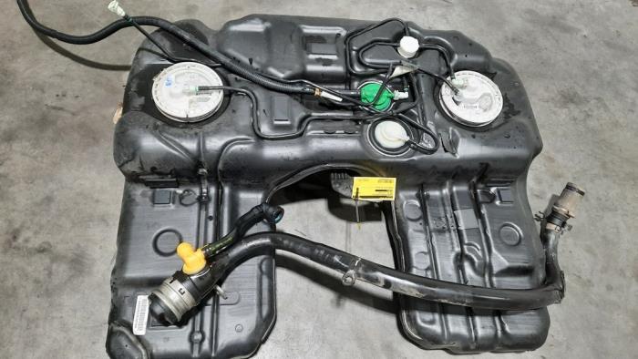 Brandstofpomp Elektrisch van een BMW X6 (F16) M Turbo 4.4i V8 32V 2016