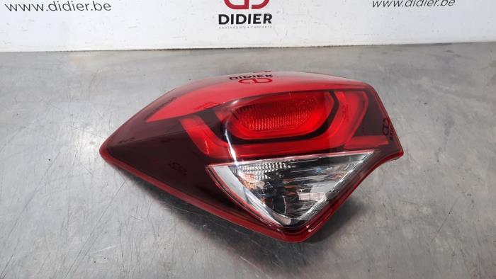 Vasen takavalo Hyundai I20