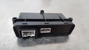 Gebruikte Handrem Module Tesla Model X 90D Prijs € 84,70 Inclusief btw aangeboden door Autohandel Didier