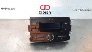 Gebruikte Radio Dacia Duster (HS) 1.5 dCi Prijs € 193,60 Inclusief btw aangeboden door Autohandel Didier