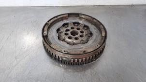 Gebruikte Vliegwiel Opel Vivaro Combi 1.6 CDTI 115 Prijs € 163,35 Inclusief btw aangeboden door Autohandel Didier