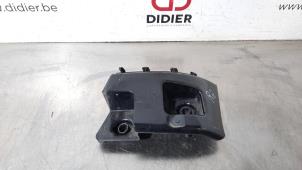 Gebruikte Bumpersteun rechts-achter Mercedes B (W246) 2.1 B-200 CDI BlueEFFICIENCY, B-200d 16V Prijs € 18,15 Inclusief btw aangeboden door Autohandel Didier