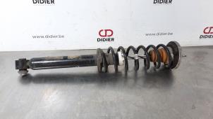 Gebruikte Schokdemper links-achter BMW 5 serie (F10) 525d 16V Prijs € 133,10 Inclusief btw aangeboden door Autohandel Didier