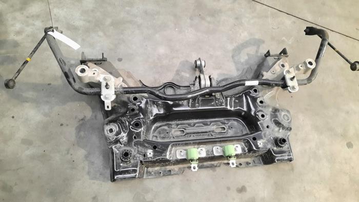 Gebruikte Subframe Renault Megane IV Estate (RFBK) 1.3 TCE 115 16V Prijs € 235,95 Inclusief btw aangeboden door Autohandel Didier