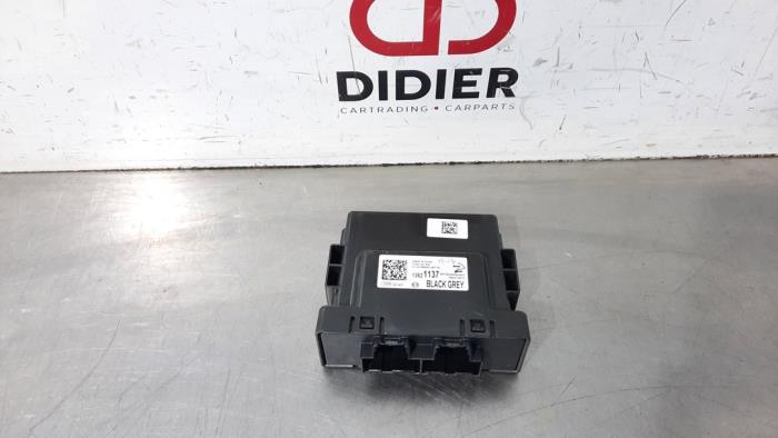 Gebruikte Gateway module Opel Astra K Sports Tourer 1.6 CDTI 110 16V Prijs € 48,40 Inclusief btw aangeboden door Autohandel Didier