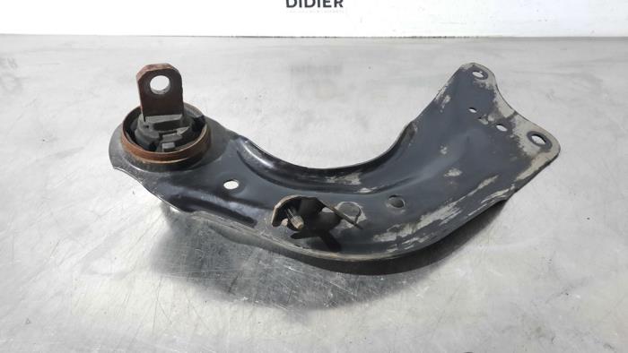 Bras de suspension arrière droit Mazda 3.
