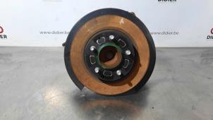 Gebruikte Fusee rechts-achter Mazda 3 (BM/BN) 1.5 Skyactiv-G 100 16V Prijs € 133,10 Inclusief btw aangeboden door Autohandel Didier