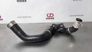 Gebruikte Intercooler Slang Dacia Sandero II 0.9 TCE 12V Prijs € 30,25 Inclusief btw aangeboden door Autohandel Didier