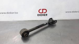 Gebruikte Draagarm onder links-achter Toyota C-HR (X1,X5) 1.8 16V Hybrid Prijs € 30,25 Inclusief btw aangeboden door Autohandel Didier