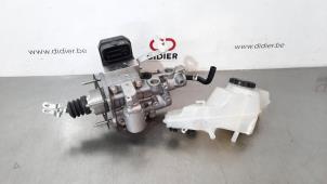 Gebruikte Rembekrachtiger Toyota C-HR (X1,X5) 1.8 16V Hybrid Prijs € 199,65 Inclusief btw aangeboden door Autohandel Didier