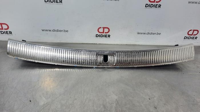 Couverture capteur serrure arrière Audi Q5