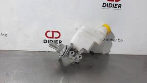 Gebruikte Hoofdremcilinder Jeep Renegade (BU) 1.0 GSE T3 12V Prijs € 66,55 Inclusief btw aangeboden door Autohandel Didier