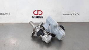 Gebruikte Hoofdremcilinder Skoda Karoq 1.6 TDI 16V Prijs € 48,40 Inclusief btw aangeboden door Autohandel Didier