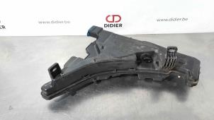Gebruikte Ruitensproeiertank voor Audi A4 Avant (B9) 2.0 TDI Ultra 16V Prijs € 36,30 Inclusief btw aangeboden door Autohandel Didier