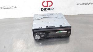 Gebruikte Radio Volkswagen Caddy IV 2.0 TDI 150 Prijs € 66,55 Inclusief btw aangeboden door Autohandel Didier
