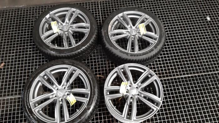 Set of wheels + winter tyres Toyota GT 86
