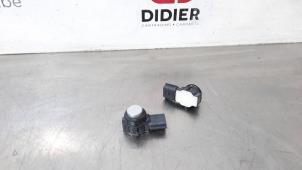 Gebruikte PDC Sensor Set Dacia Duster (SR) 1.3 TCE 130 16V Prijs € 72,60 Inclusief btw aangeboden door Autohandel Didier