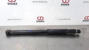 Gebruikte Schokdemper links-achter Dacia Duster (SR) 1.3 TCE 130 16V Prijs € 54,45 Inclusief btw aangeboden door Autohandel Didier