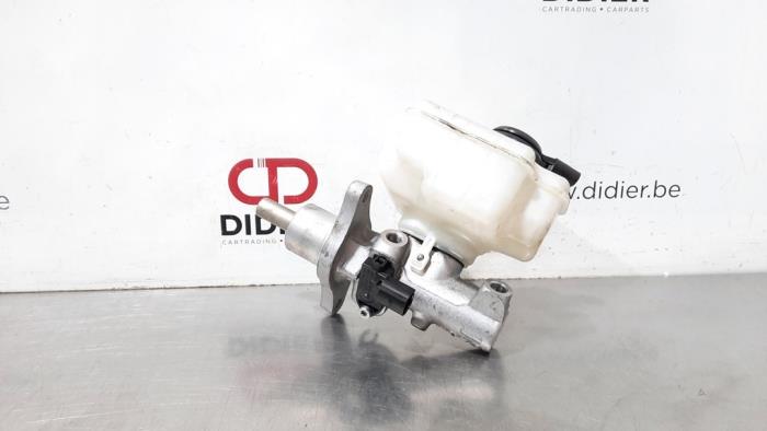 Hoofdremcilinder Volkswagen Caddy