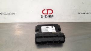 Gebruikte Bodycontrol Module Landrover Range Rover IV (LG) 4.4 SDV8 32V Prijs € 133,10 Inclusief btw aangeboden door Autohandel Didier