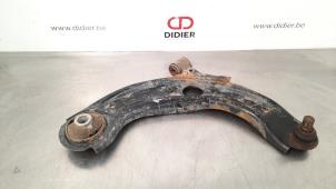 Gebruikte Draagarm rechts-voor Mazda CX-3 (DJ/DK) 1.5 Skyactiv D 105 16V Prijs € 66,55 Inclusief btw aangeboden door Autohandel Didier