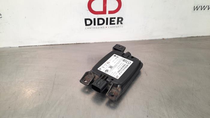 Sensor de radar Mazda 2.