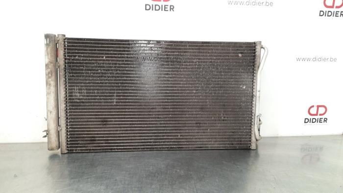 Airco Condensor van een BMW 1 serie (E87/87N) 118d 16V 2009