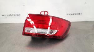 Gebruikte Achterlicht rechts Audi A4 Avant (B9) 2.0 TDI Ultra 16V Prijs € 127,05 Inclusief btw aangeboden door Autohandel Didier