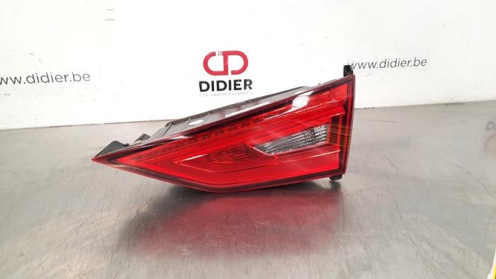 Luz trasera derecha Audi A3