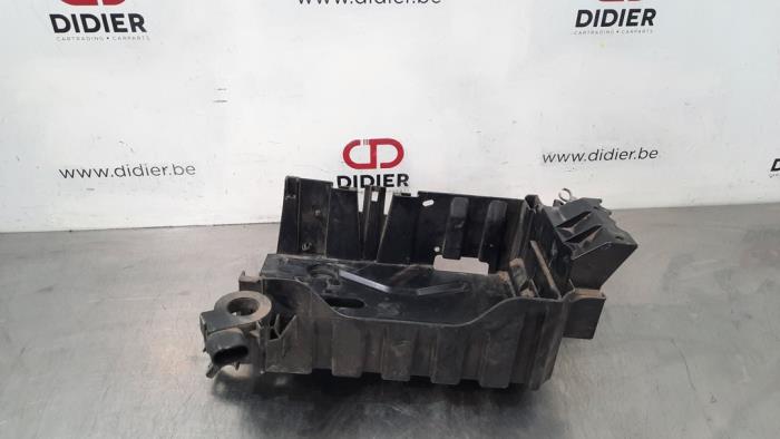 Boîtier de batterie Opel Corsa