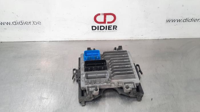 Ordinateur gestion moteur Opel Corsa