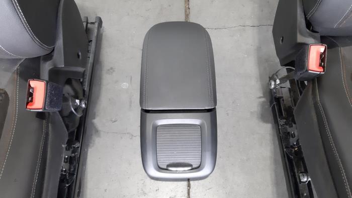 Bekleding Set (compleet) van een Opel Zafira Tourer (P12) 1.6 CDTI 16V ecoFLEX 136 2015