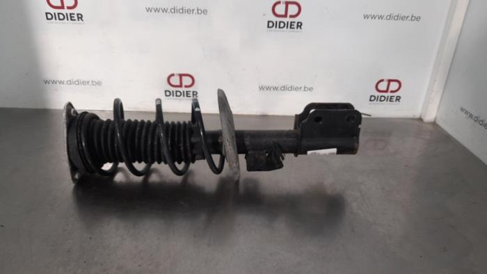 Front shock absorber, right Peugeot 308