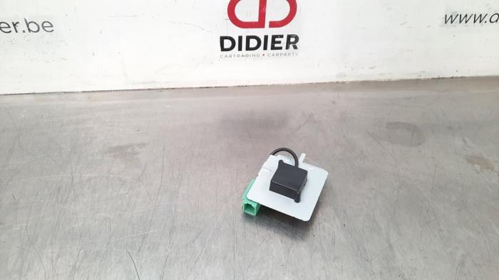 Antenne amplificateur Mazda CX-3