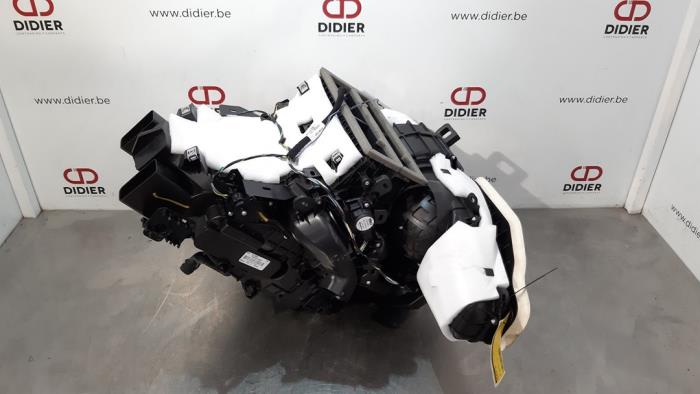 Boîtier chauffage Peugeot 308