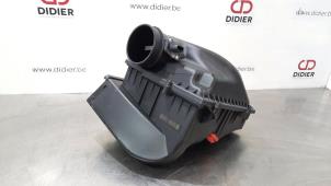 Gebruikte Luchtfilterhuis BMW 5 serie Touring (G31) 518d 2.0 TwinPower Turbo 16V Mild Hybrid Prijs € 102,85 Inclusief btw aangeboden door Autohandel Didier