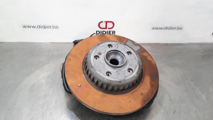 Fusee links-achter Mercedes C-Klasse
