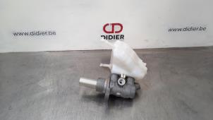 Gebruikte Hoofdremcilinder Mercedes C (W205) C-180 1.6 CDI BlueTEC, C-180 d 16V Prijs € 30,25 Inclusief btw aangeboden door Autohandel Didier