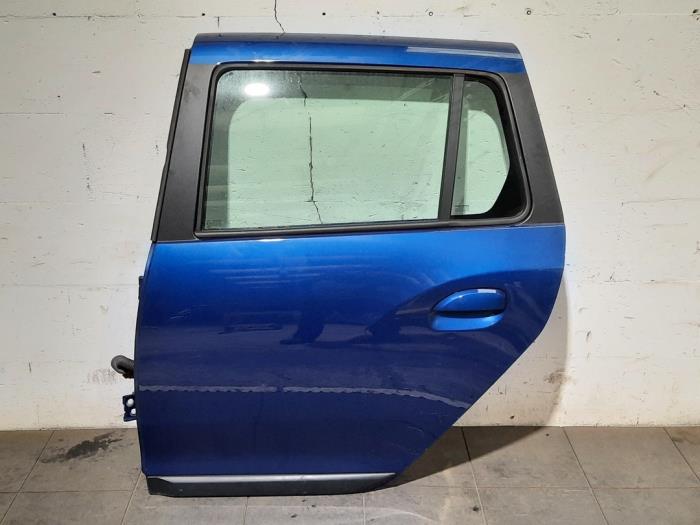 Drzwi lewe tylne wersja 4-drzwiowa Dacia Logan