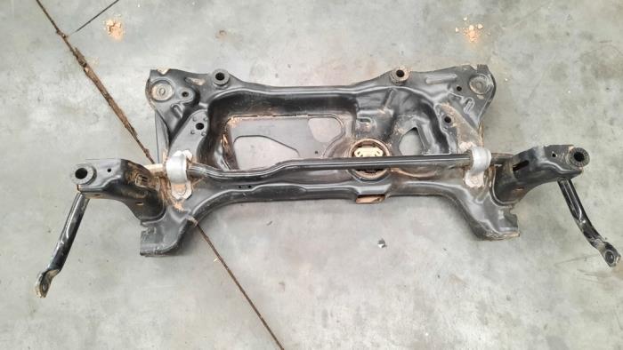 Subframe Audi Q3