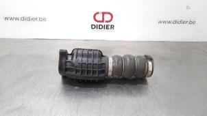 Gebruikte Intercooler Slang Peugeot 3008 II (M4/MC/MJ/MR) 1.6 BlueHDi 115 Prijs € 18,15 Inclusief btw aangeboden door Autohandel Didier