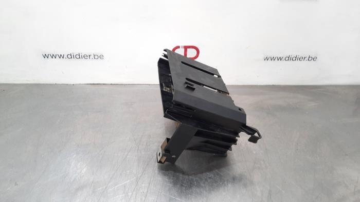 Boîte de module compartiment moteur Mini Clubman
