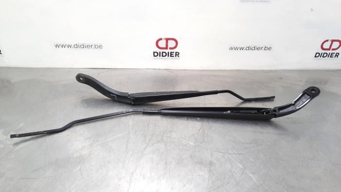 Scheibenwischerarm vorne Renault Megane